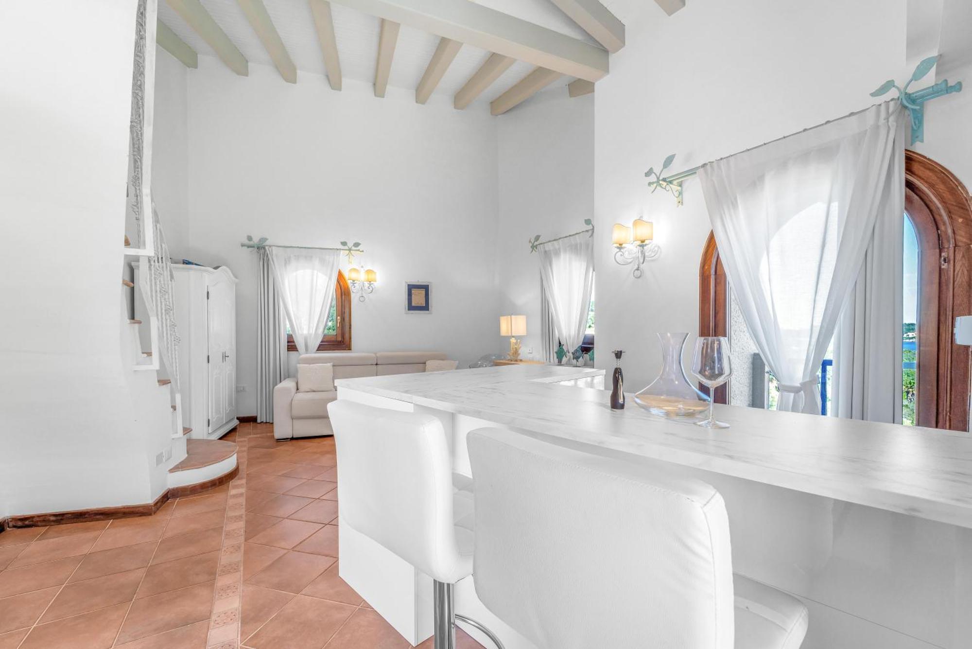 -Luxury- Torretta Con Piscina E Spiaggia A 300 Mt Лиша ди Вака Екстериор снимка